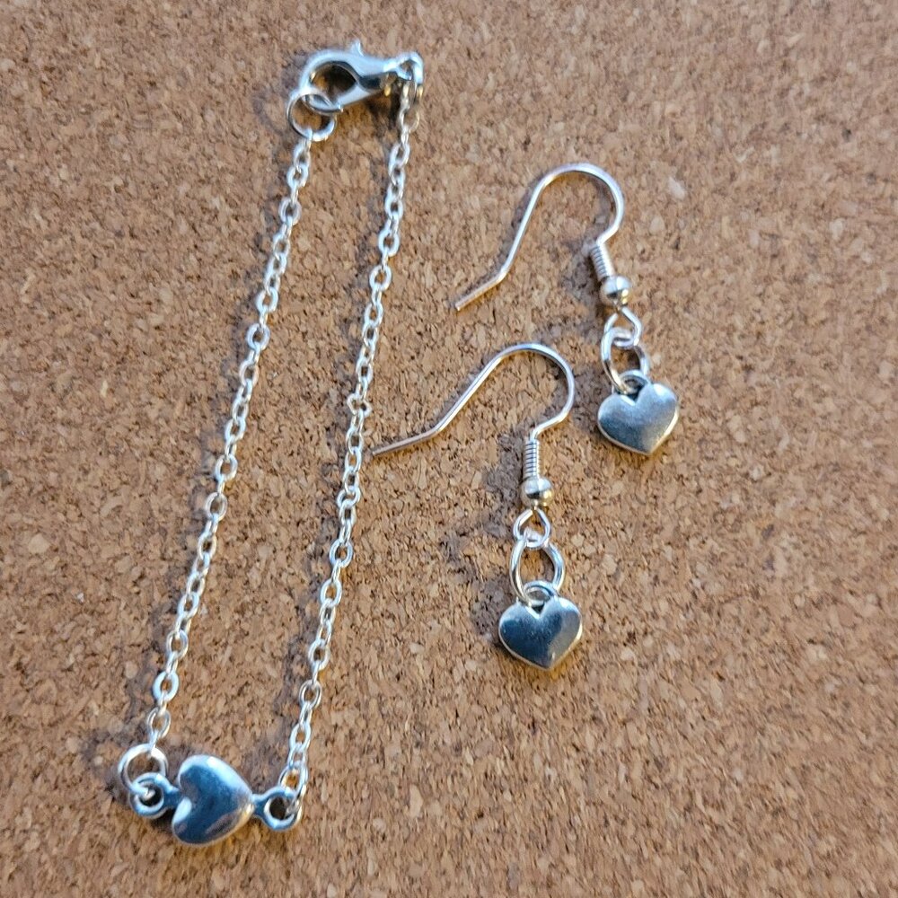 2-Piece Set - Heart Charms